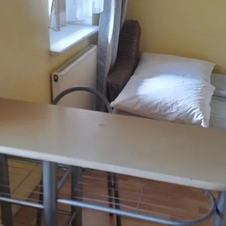 Apartment Gunnstige Am Hafen In Swineminde# *